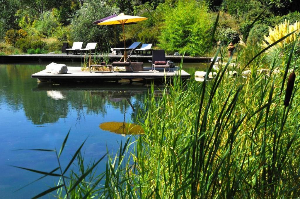 Hostellerie Le Paradou Lourmarin Exterior foto
