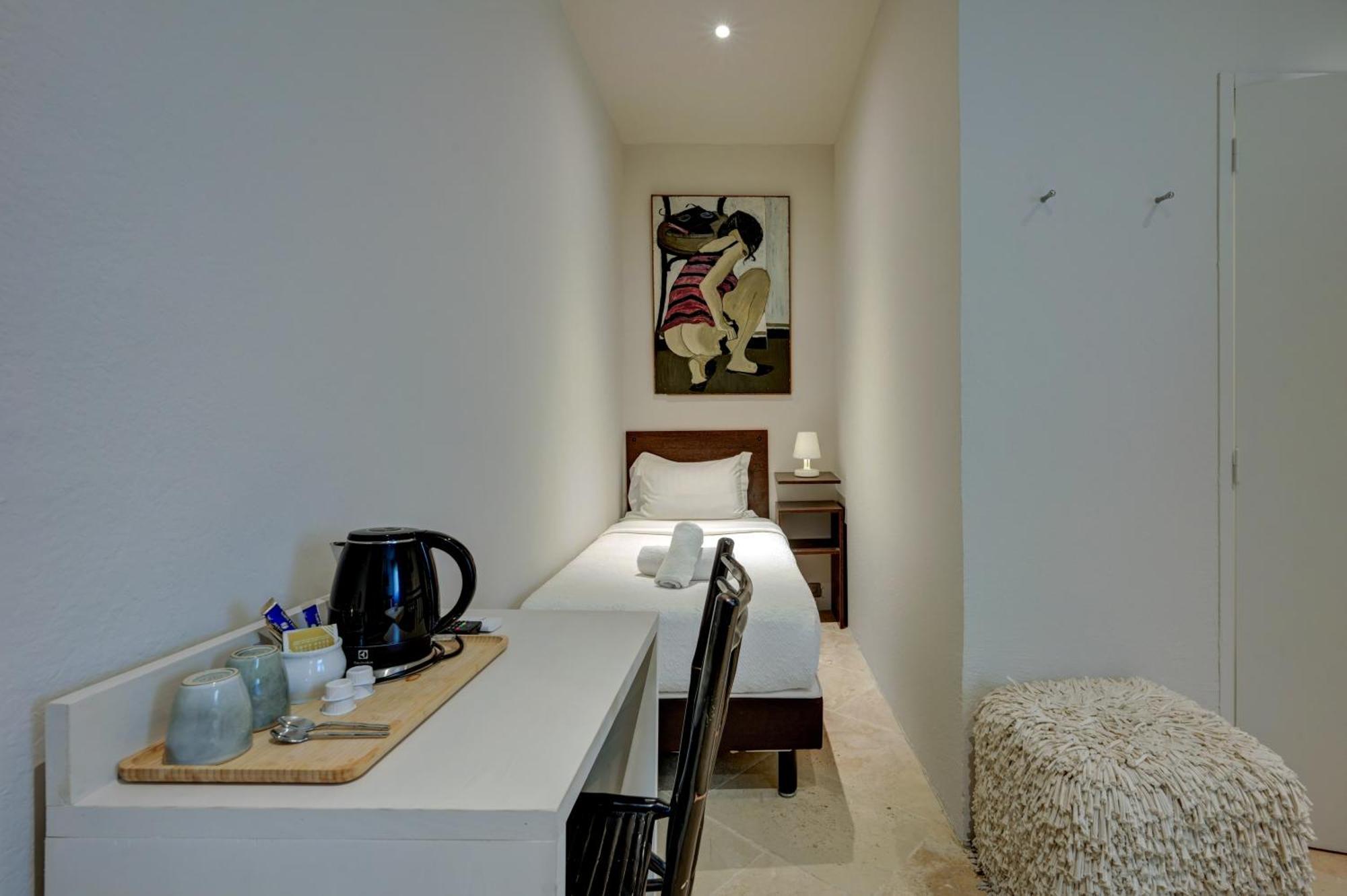 Hostellerie Le Paradou Lourmarin Exterior foto