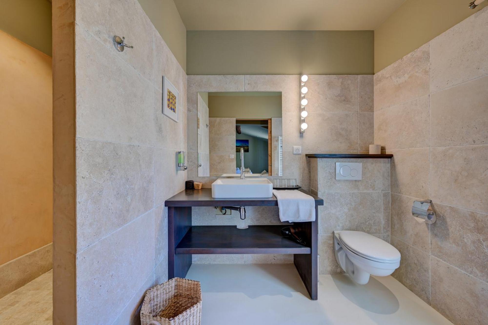 Hostellerie Le Paradou Lourmarin Exterior foto