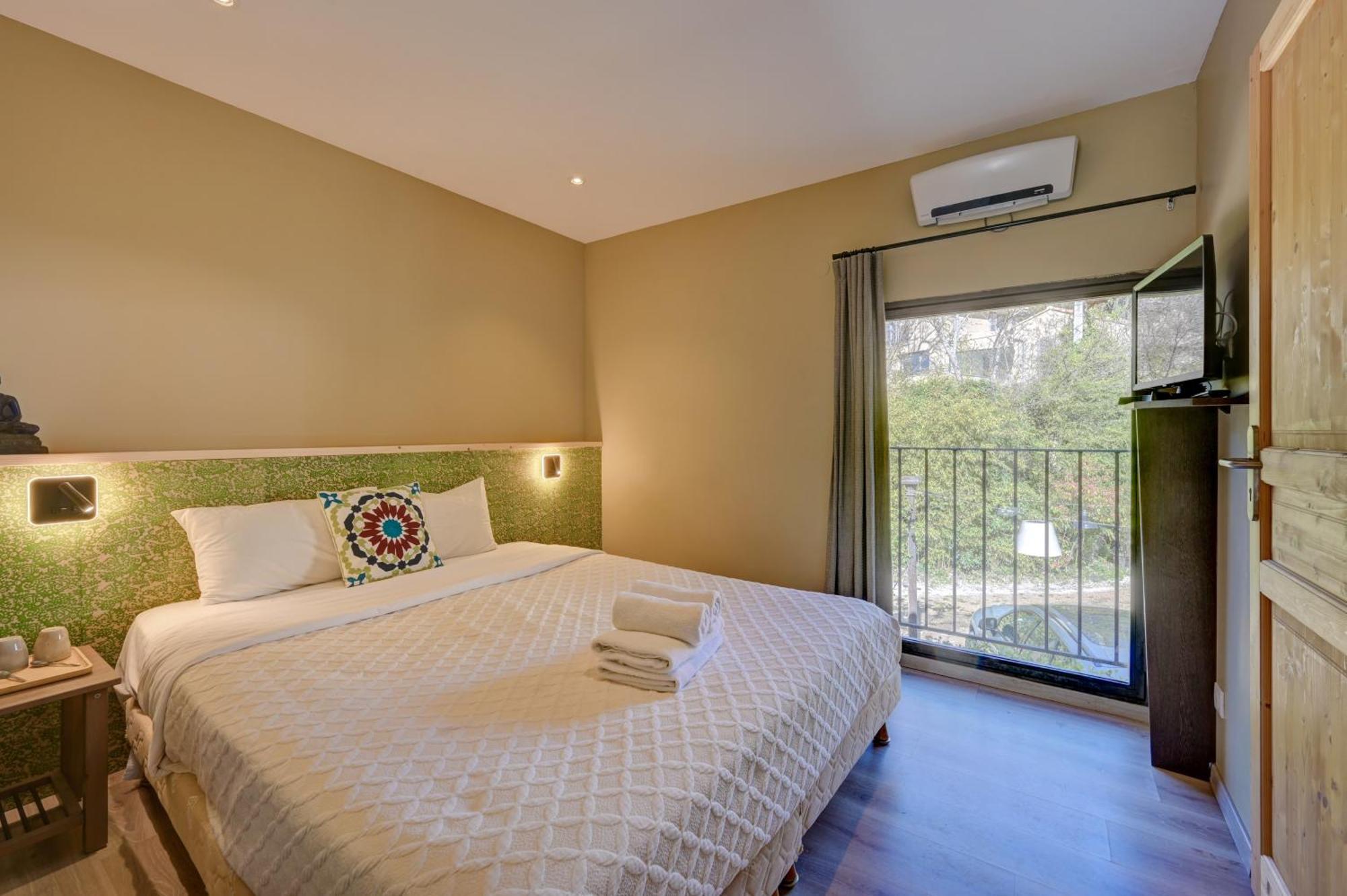 Hostellerie Le Paradou Lourmarin Exterior foto